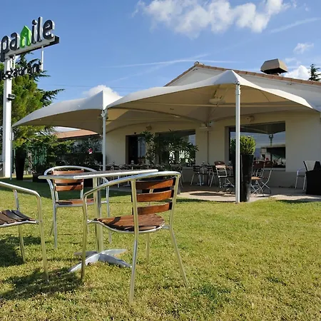 Hotel Campanile A7 Bollène